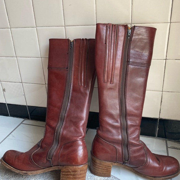 Leather boots - Picture 5 of 8